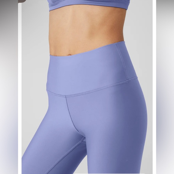 EUC ALO Yoga HIGH-WAIST AIRLIFT LEGGING - INFINITY BLUE Leggings Size Small - Picture 10 of 11